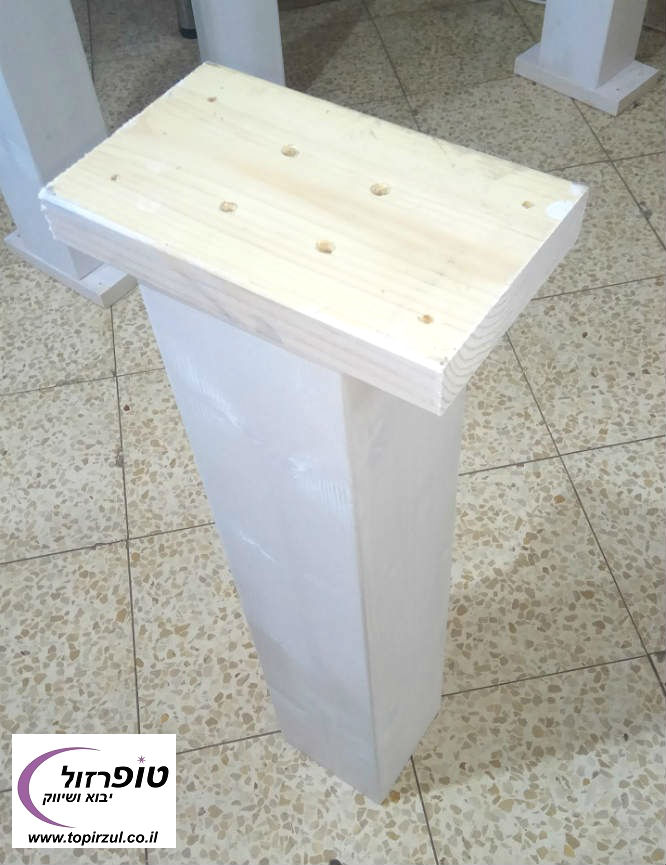 רגל עץ מאסיבי אורן לשולחן בצבע לבן 