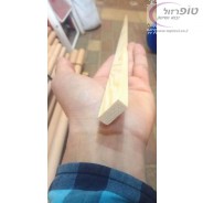 מוט פרופיל עץ אורן פרימה 20*10 מ"מ באורך 2 מטר ללא עיניים